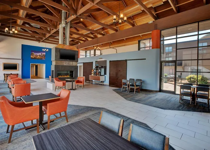 Ihg Nashville机场快捷假日酒店